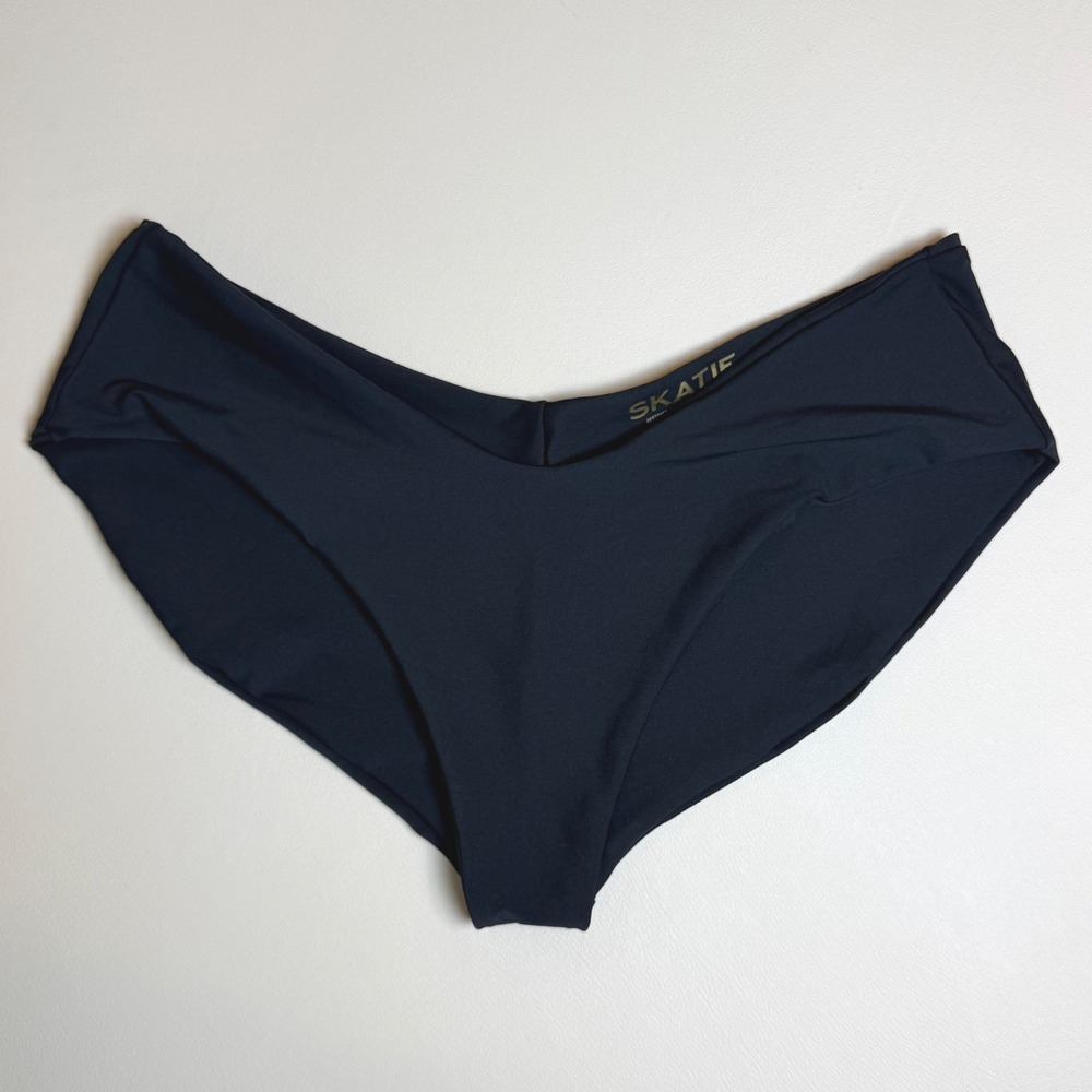 SKATIE Black V-Cut Bikini Bottoms Sustainable Swimwear Large